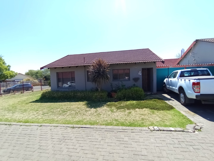 2 Bedroom Property for Sale in Fauna Free State